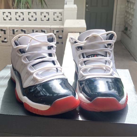 2020 Air Jordan 11 Retro Low 'Concord-Bred - Picture 2 of 6